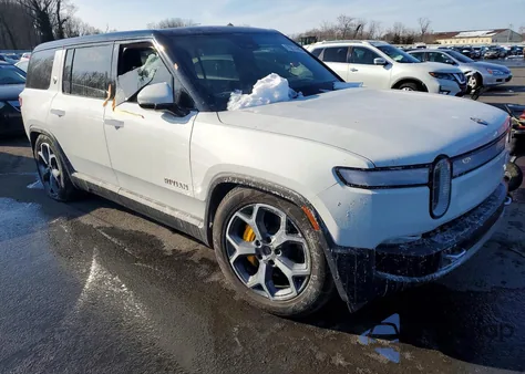 2024 Rivian R1S Adventure z USA, uszkodzony, nr VIN 7PDSGABA5RN035187